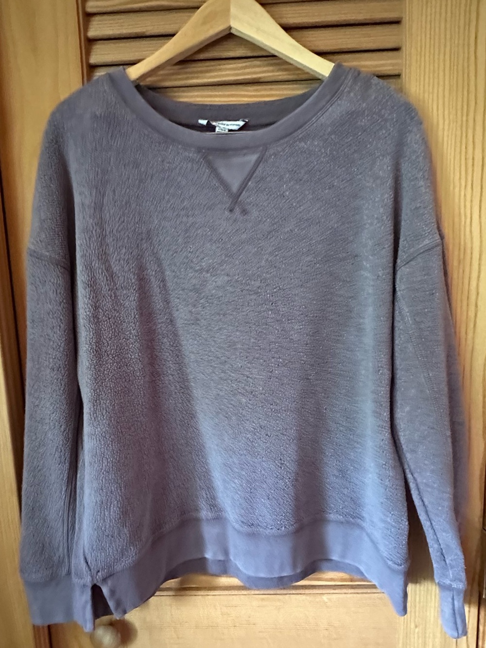 American Eagle Outfitters Women's Crew Neck Fleece Sweatshirt